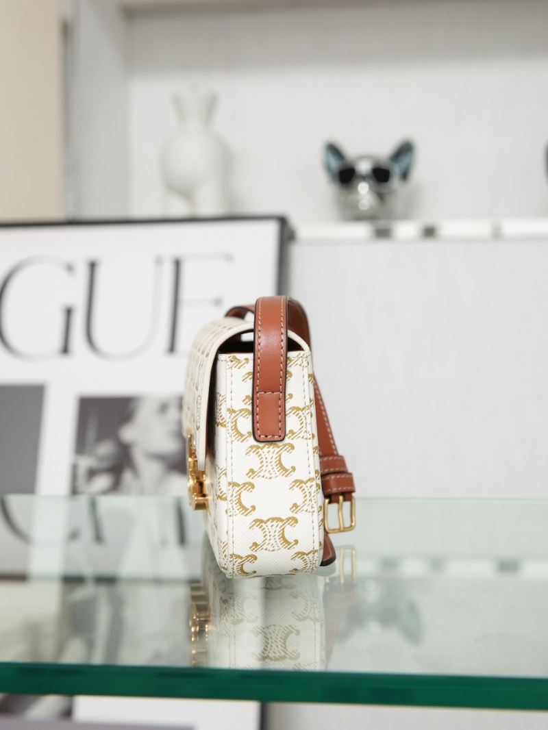 Ce1i*e triomphe bags